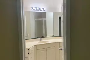 1966 Freeport Ln Unit, Riviera Beach, FL 33404 - Photo 4