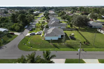 1801 SW Dalmatian Avenue, Port Saint Lucie, FL 34953 - Photo 32