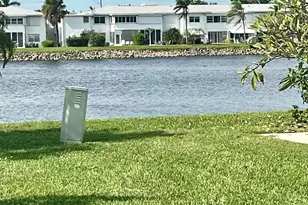 101 Leisure Lake Cir, Boynton Beach, FL 33426 - Photo 22
