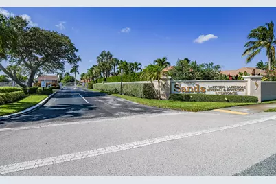 3223 S Lakeview Circle, Unit #20-8, Hutchinson Island, FL 34949 - Photo 2