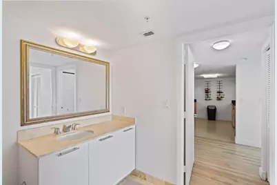 1800 N Bayshore Drive, Unit #3802, Miami, FL 33132 - Photo 28