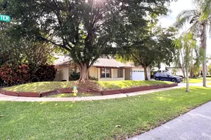 772 NW 41st Terrace, Deerfield Beach, FL 33442 - Photo 4