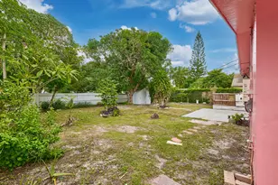 1010 S B St, Lake Worth Beach, FL 33460 - Photo 8