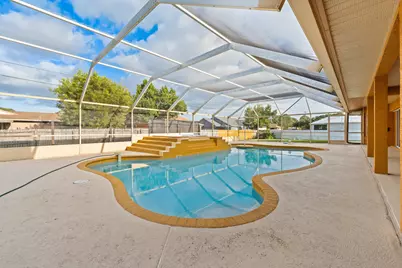1255 SE Naples Lane, Port Saint Lucie, FL 34983 - Photo 2