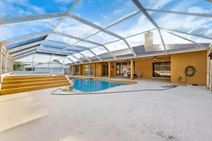 1255 SE Naples Ln, Port Saint Lucie, FL 34983 - Photo 18