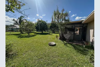 2720 SE Helms Avenue, Port Saint Lucie, FL 34952 - Photo 24