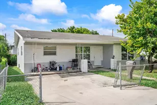 811 NW 5th Ave, Hallandale Beach, FL 33009 - Photo 4