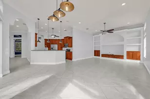 302 NW Westover Ct, Saint Lucie West, FL 34986 - Photo 12