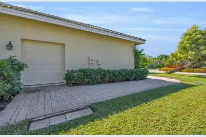 11461 SE Plandome Drive, Hobe Sound, FL 33455 - Photo 38