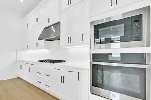 6850 SE Hvn Ln, Stuart, FL 34997 - Photo 10