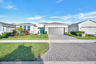 10325 SW Phineas Ln, Port Saint Lucie, FL 34987 - Photo 1