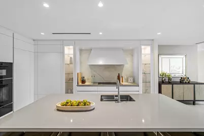 200 SE Mizner Boulevard, Unit #608, Boca Raton, FL 33432 - Photo 10