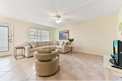 878 Normandy S, Delray Beach, FL 33484 - Photo 6