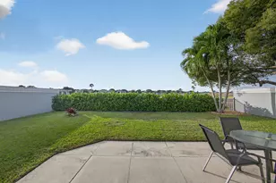 945 Bear Island Cir, West Palm Beach, FL 33409 - Photo 26