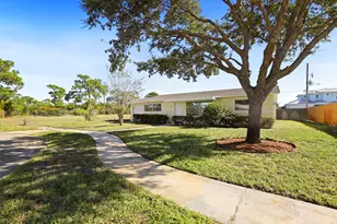 18905 SE Southgate Dr, Jupiter, FL 33469 - Photo 2