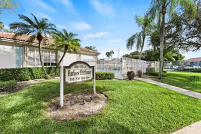 4546 NW 7th Place, Deerfield Beach, FL 33442 - Photo 32