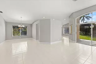 4546 NW 7th Pl, Deerfield Beach, FL 33442 - Photo 12