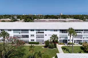 2050 NE 39th St, Lighthouse Point, FL 33064 - Photo 42