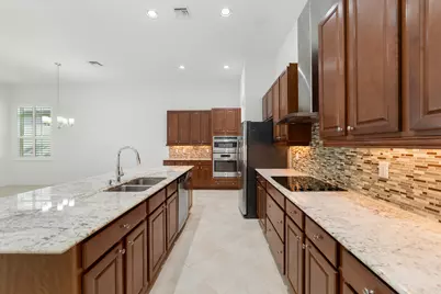 10897 SW Visconti Way, Port Saint Lucie, FL 34986 - Photo 10