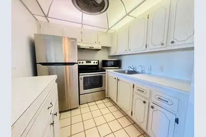 129 Brighton D Drive, Boca Raton, FL 33434 - Photo 6