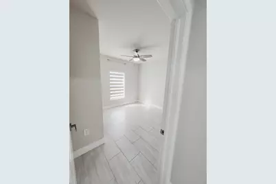 715 Pomegranate Place, Fort Pierce, FL 34981 - Photo 8