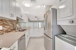 1131 Violet Terrace, Delray Beach, FL 33445 - Photo 10