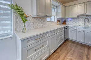 2400 Lake Osborne Dr, Lake Worth Beach, FL 33461 - Photo 2