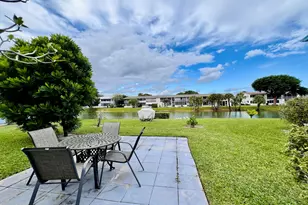 105 Camden E, West Palm Beach, FL 33417 - Photo 14