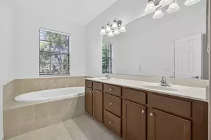 10348 Wellington Parc Dr, Wellington, FL 33449 - Photo 22