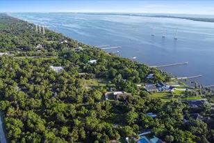 8111 S Indian River Dr, Fort Pierce, FL 34982 - Photo 32