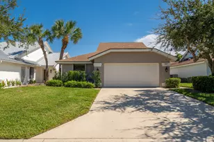 107 Landward Dr, Jupiter, FL 33477 - Photo 2