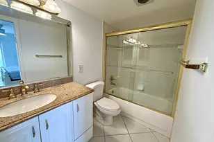 3087 Oakridge U, Deerfield Beach, FL 33442 - Photo 16