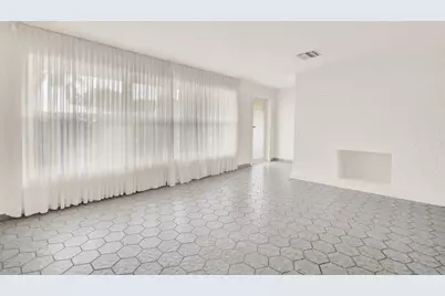 218 SW 12th Avenue, Boynton Beach, FL 33435 - Photo 14