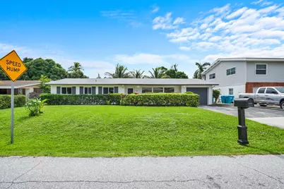 218 SW 12th Avenue, Boynton Beach, FL 33435 - Photo 10