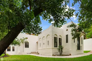 828 35th St, West Palm Beach, FL 33407 - Photo 1