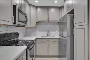 930 N 14th Ct #12, Hollywood, FL 33020 - Photo 2