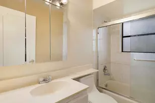 1201 Pine Sage Cir, West Palm Beach, FL 33409 - Photo 26