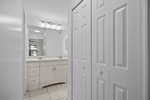 9905 Pineapple Tree Dr, Boynton Beach, FL 33436 - Photo 14