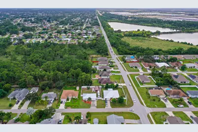 1682 SW Lofgren Avenue, Port Saint Lucie, FL 34953 - Photo 12