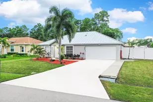 1682 SW Lofgren Ave, Port Saint Lucie, FL 34953 - Photo 8