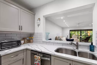 50 Pelican Pointe Drive, Unit #204, Delray Beach, FL 33483 - Photo 14