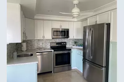 1660 Twelve Oaks Way, Unit #201, North Palm Beach, FL 33408 - Photo 10