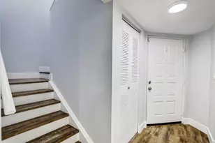 832 NW 92nd Ave, Plantation, FL 33324 - Photo 6