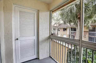 832 NW 92nd Ave, Plantation, FL 33324 - Photo 28