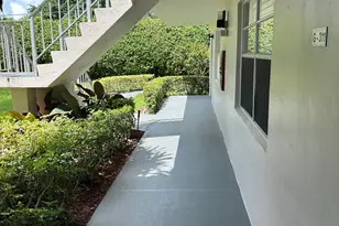 311 Burgundy G, Delray Beach, FL 33484 - Photo 2