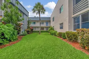 311 Burgundy G, Delray Beach, FL 33484 - Photo 6