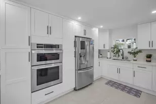 520 NE 135th St, North Miami, FL 33161 - Photo 28