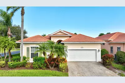 90 Southstar Drive, Fort Pierce, FL 34949 - Photo 4