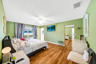 7661 W Country Club Blvd, Boca Raton, FL 33487 - Photo 22