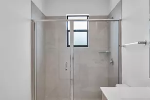 3473 W 110th Terrace, Hialeah, FL 33018 - Photo 16